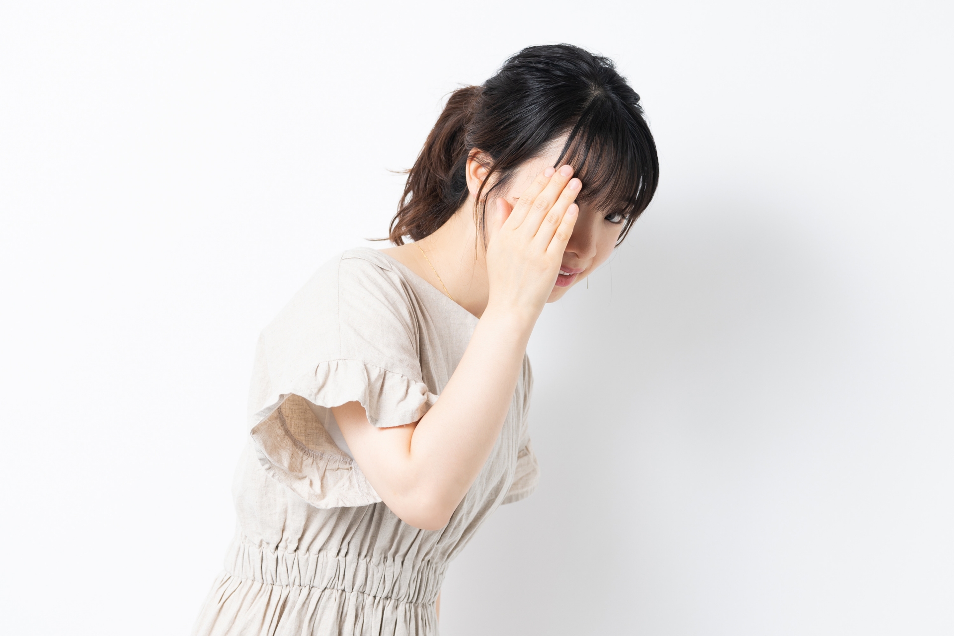 異性を気にしてしまう女性